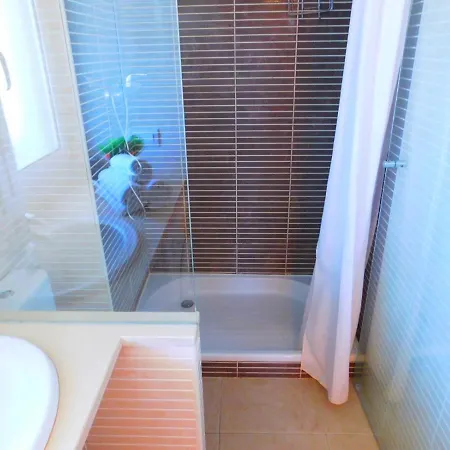 Apartment Gmid Immo A222 Gregal Piso 2 Habitaciones, Parking Y Piscina